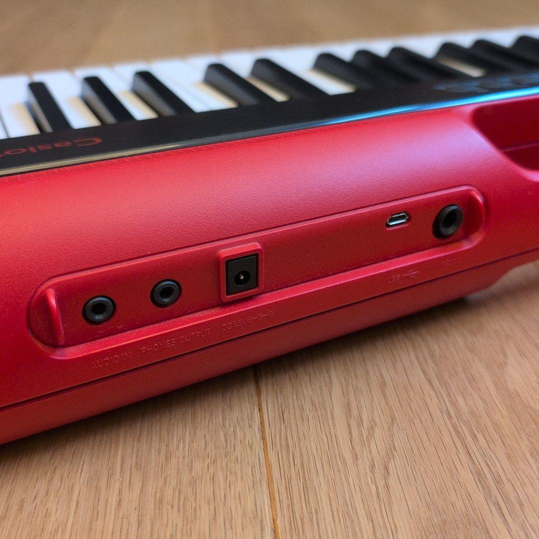 CASIO CT-S200 レッド ポータブルキーボード ※裏面電池カバー無し