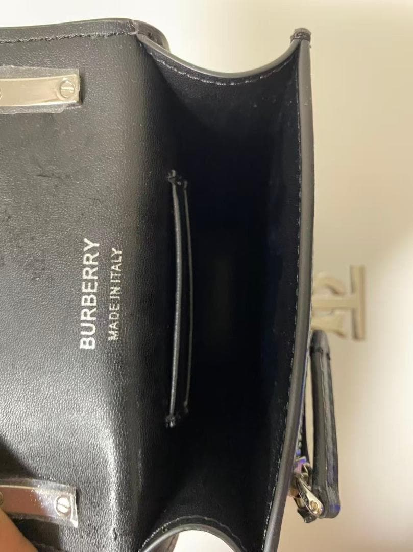 BURBERRY ブラック ショルダーバッグ