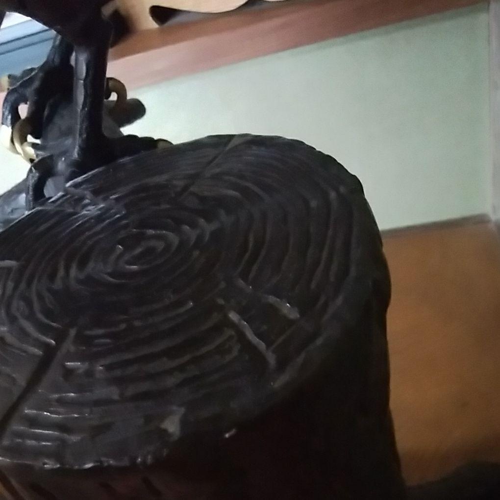 鷹の置物