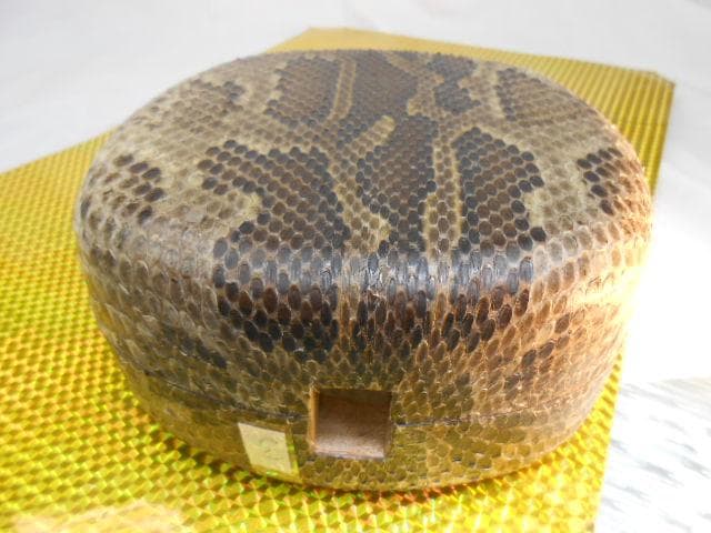 H3現品販売(送料無料)15.980円　沖縄三線専用　蛇皮強化チーガ