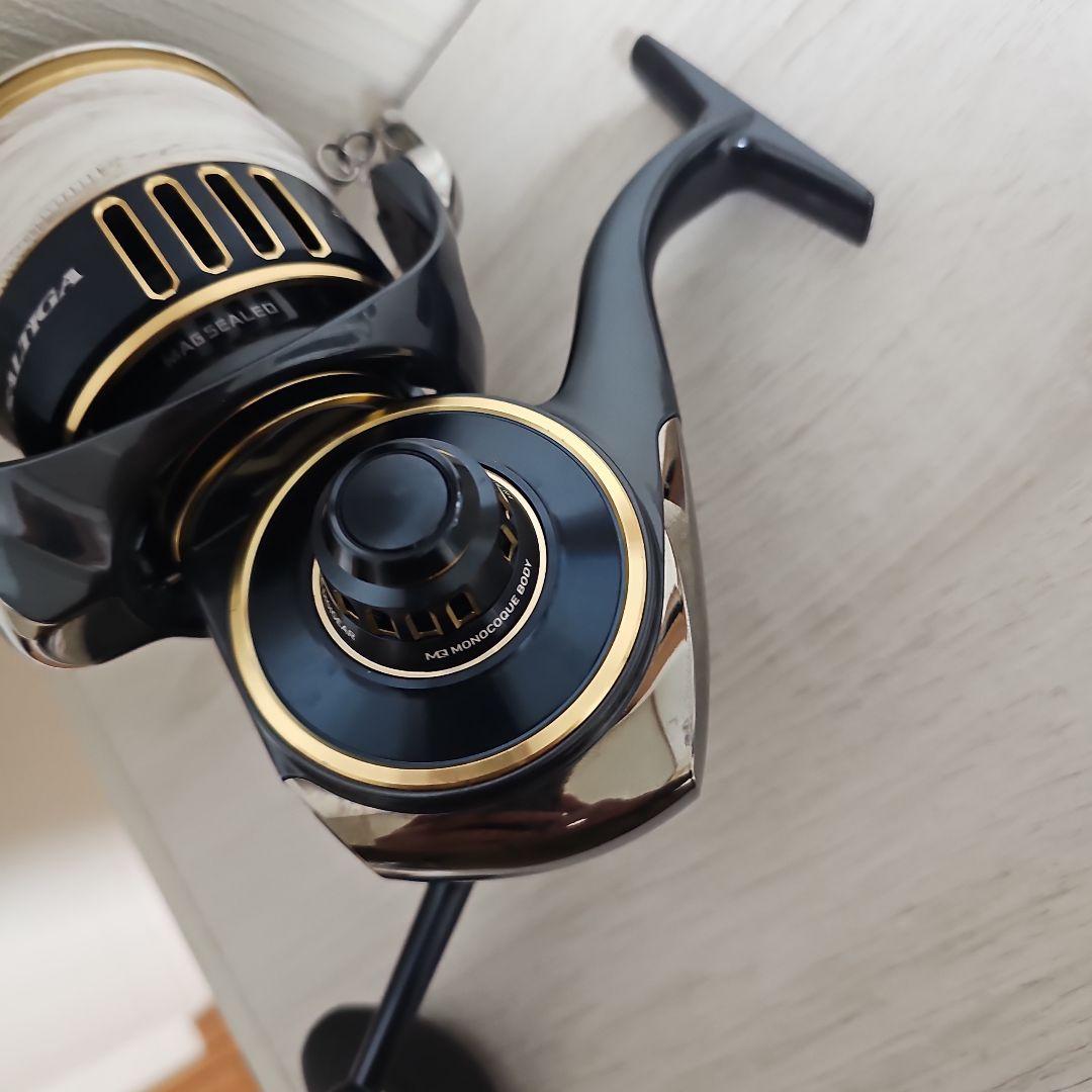 ダイワ　25　ソルティガ　 20000-H スピニングリール