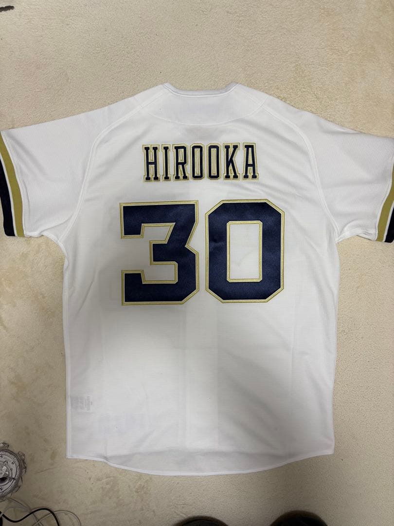 オリックスバファローズ　廣岡大志選手　ハイクオリティユニフォーム　M