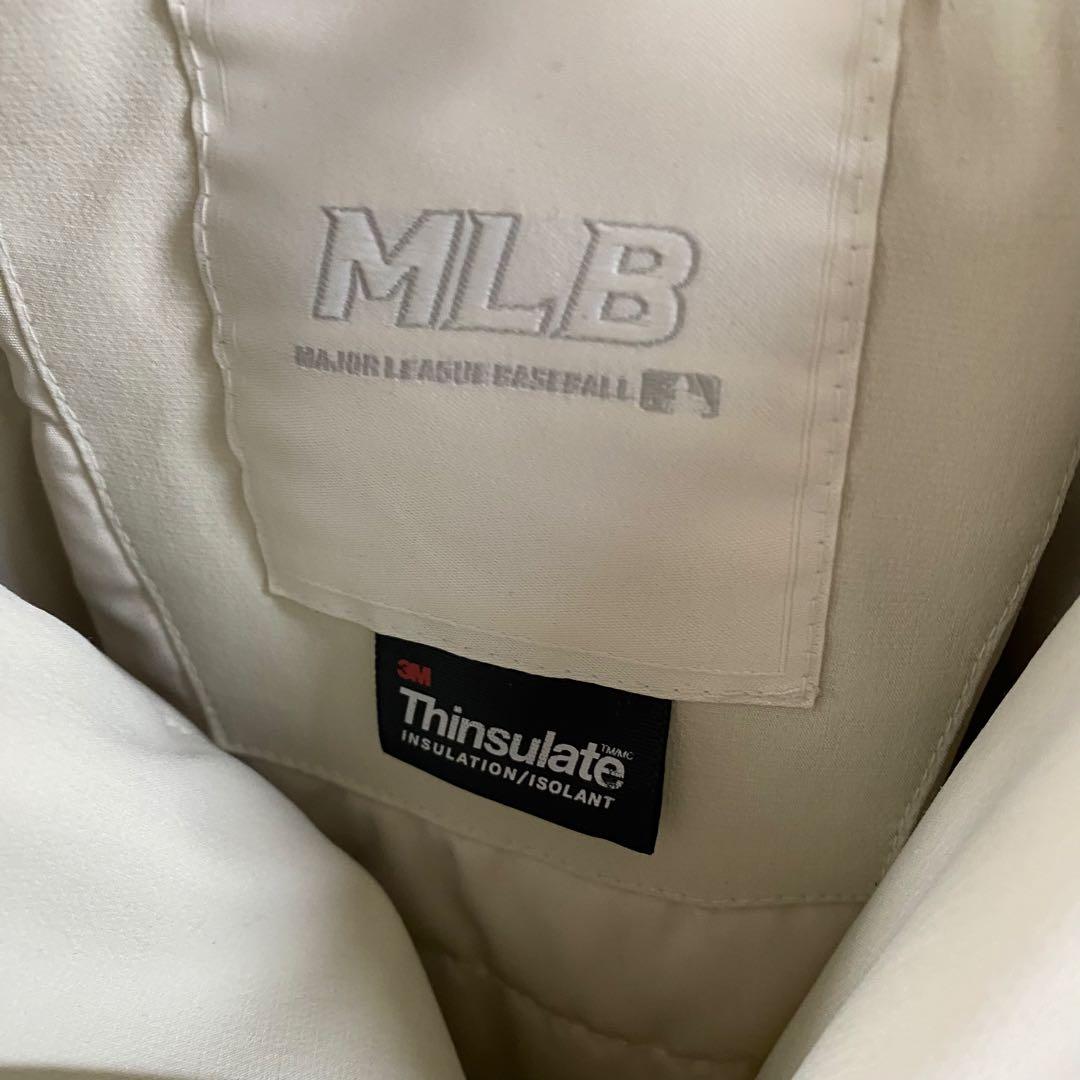 MLB ドジャース　フーディ中綿ダウンコート　フード着脱可能　クリームホワイト