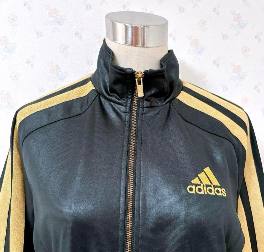 【adidas】ジャージ 上下セット ブラック×ゴールド　スポーツウェア S