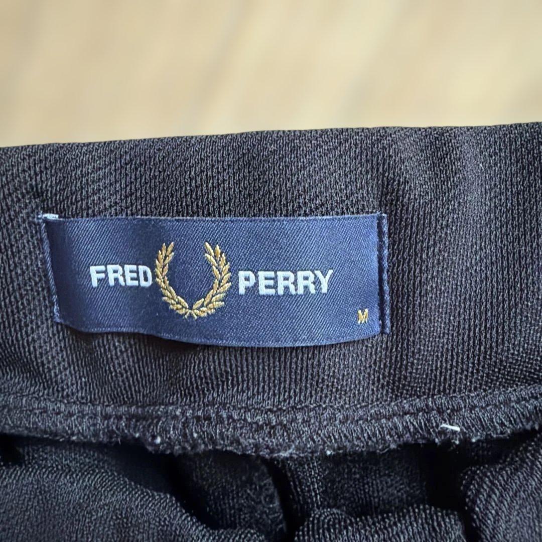 FRED PERRY ジャージパンツ Mサイズ