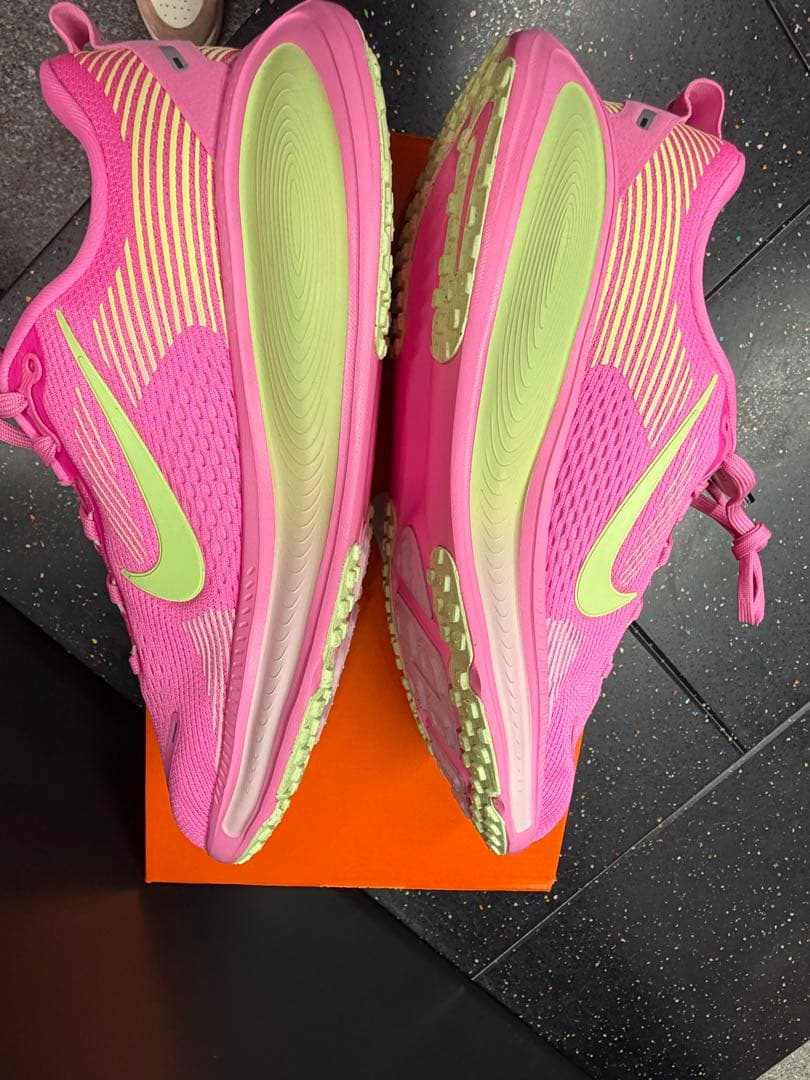 【 25cm】　Nike GS Vomero 18 \"Pink “