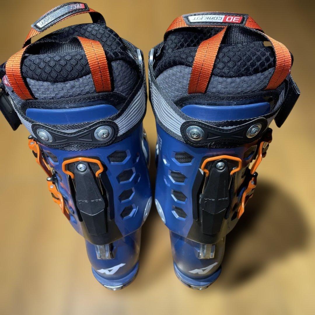 名機ノルディカSTRIDER 130PRO DYN 26.0-26.5cm