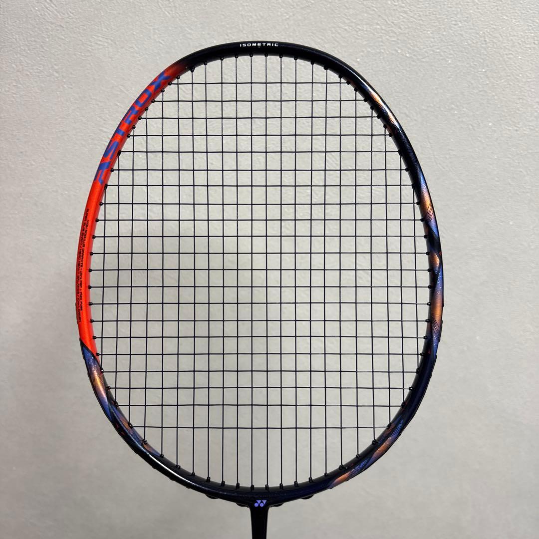 YONEX アストロクス77pro 4UG5【保証 書付】