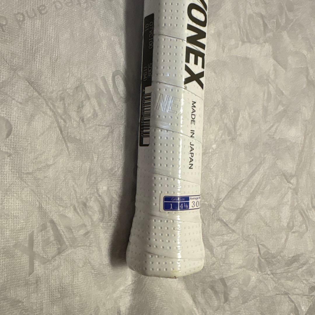 YONEX VCORE テニスラケット 300G