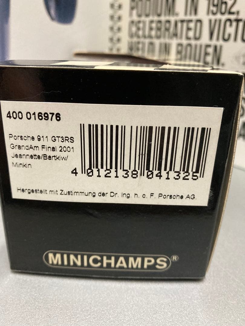 MINICHAMPS Porsche 911 GT3-RS ヴァンヘイレン