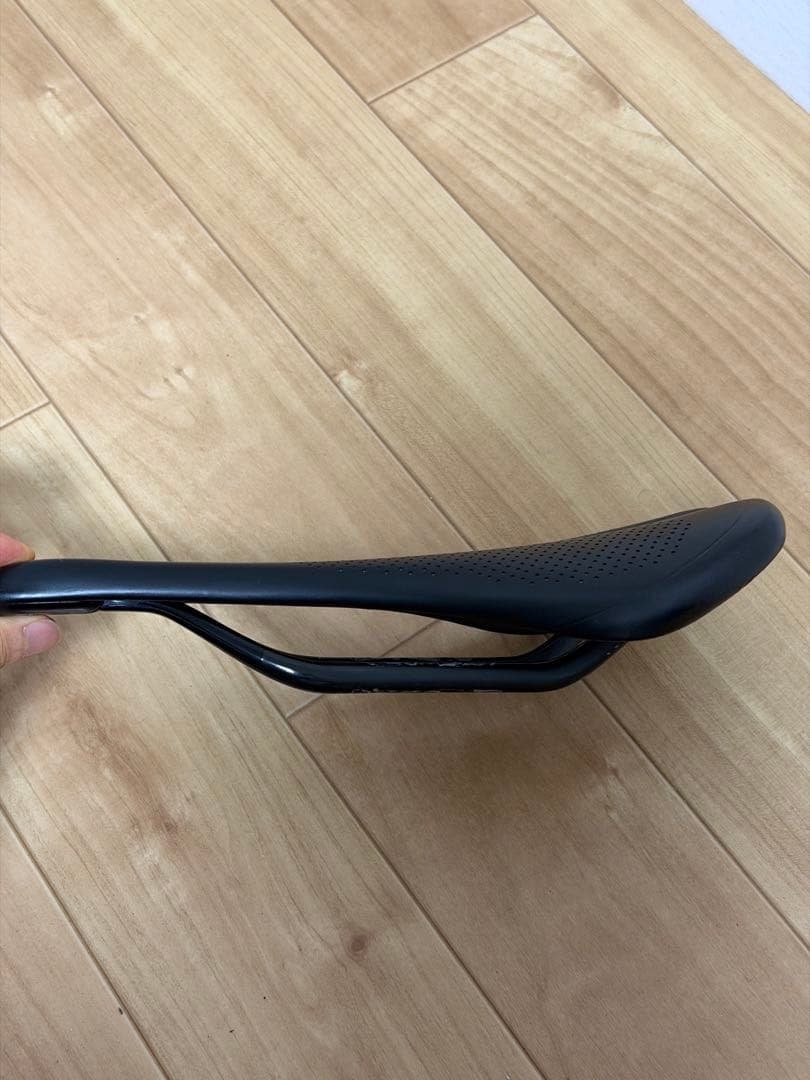 BONTRAGER MONTROSE PRO カーボンサドル