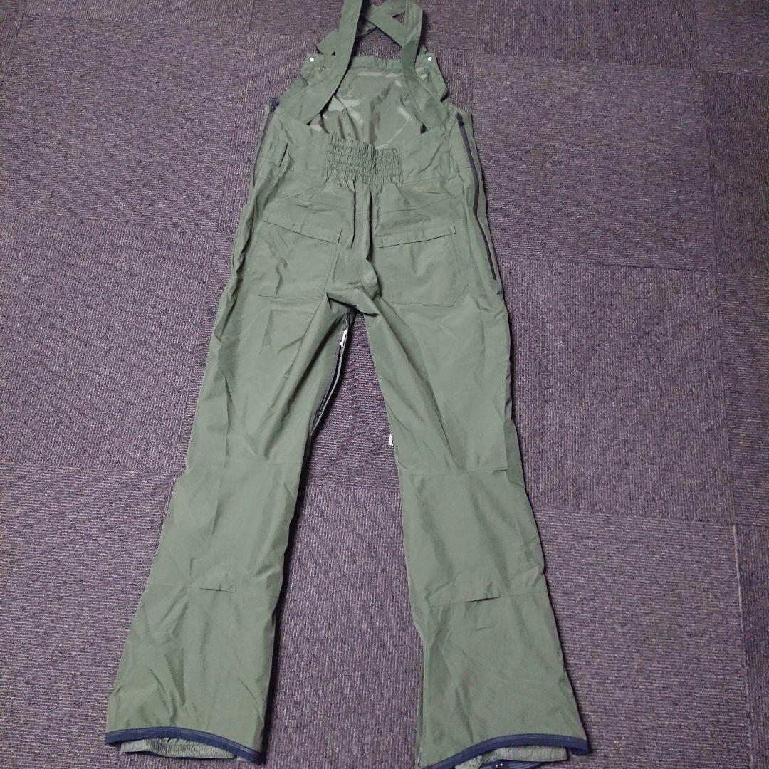 送料無料【BURTON】GORE-TEX カーキグリーンビブパンツ 日本XL