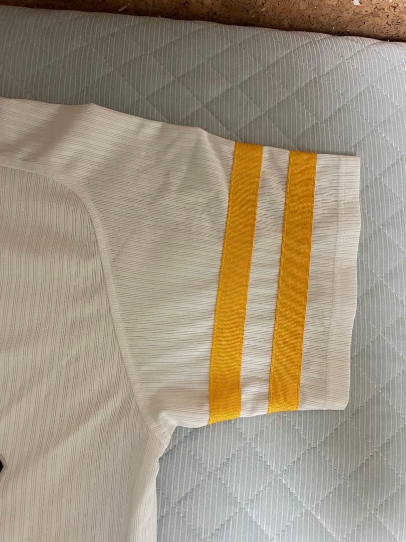 ソフトバンクホークス　近藤健介　ユニフォーム