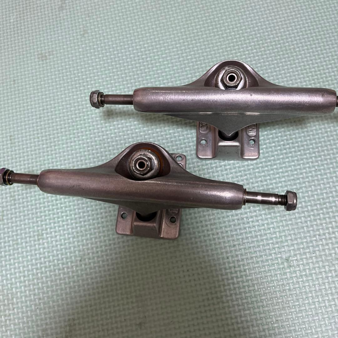 independentトラック144 titanium スケートボード　⒏25
