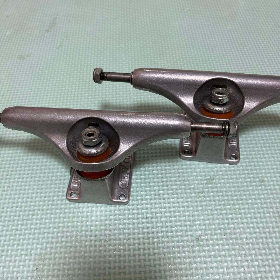 independentトラック144 titanium スケートボード　⒏25