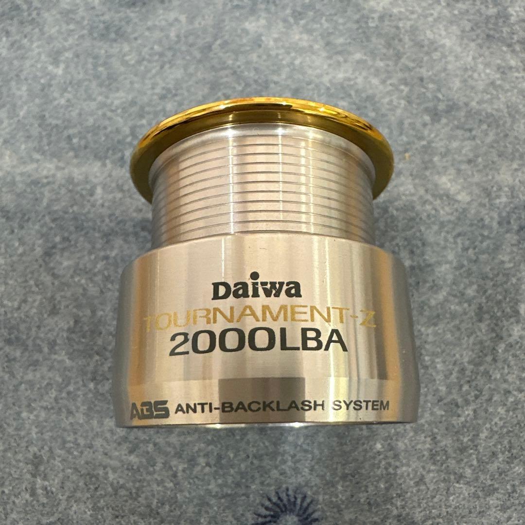 DAIWA ダイワトーナメントISO 2500LBAと替スプール2000LBA