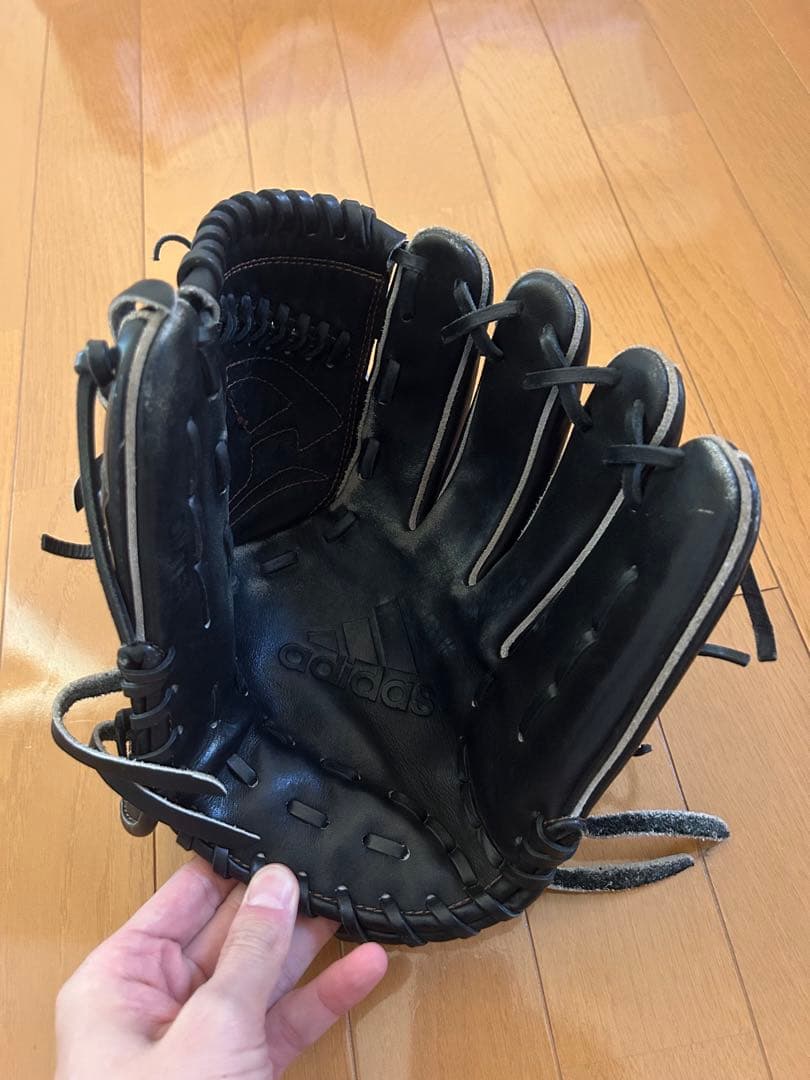 アディダス　adidas 軟式グローブ 黒