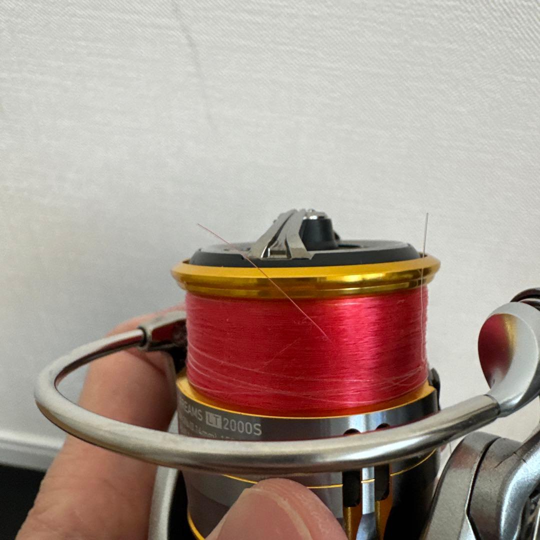 最終値下げ　ダイワ スピニングリール 18フリームスLT2000S
