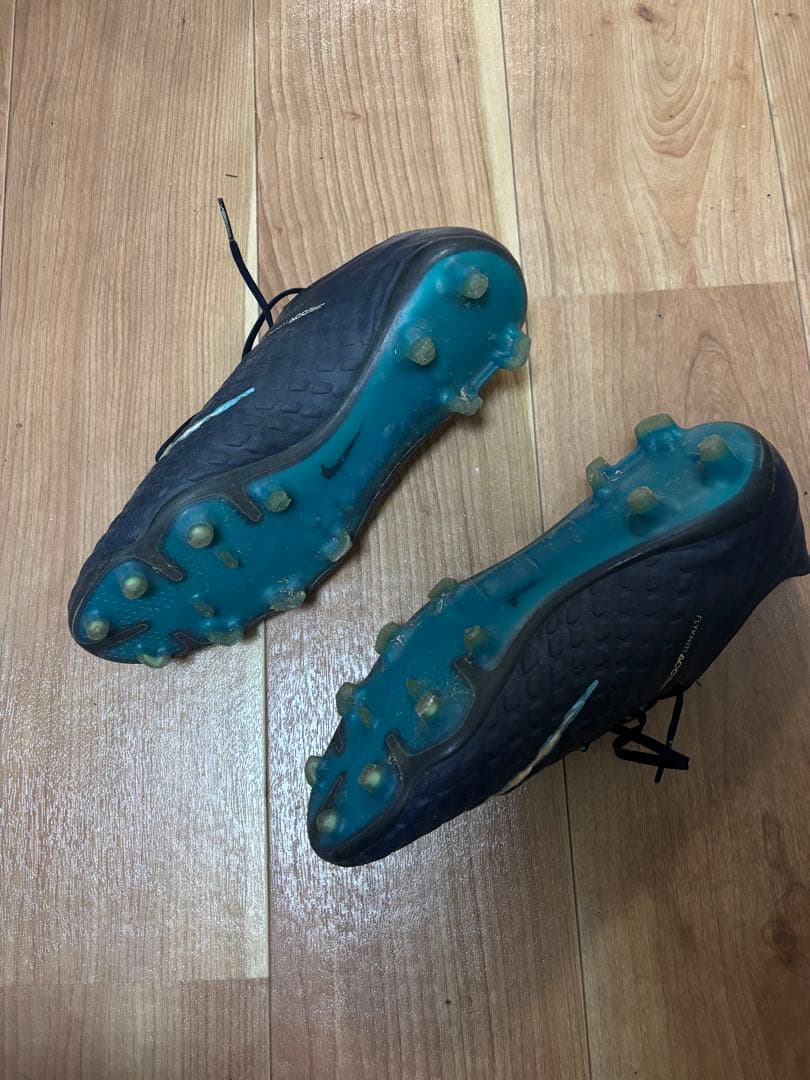 に*ご様 Nike サッカーシューズ ハイパーヴェノム　トップモデル　FG