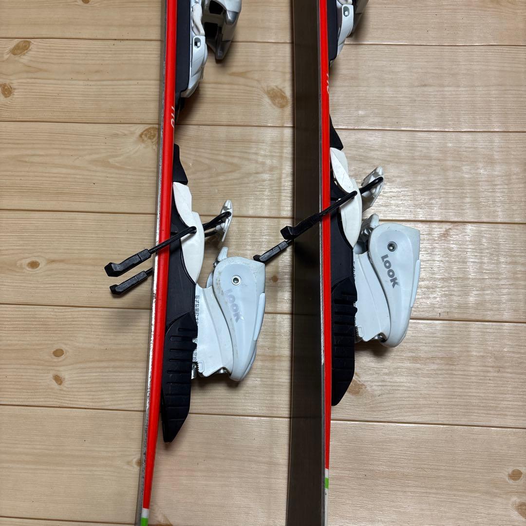 ROSSIGNOL HERO スキー　ストック付き