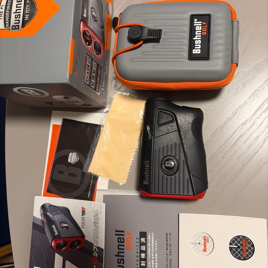 Bushnell Tour V5 ゴルフ用距離計 ボーナスパック付き