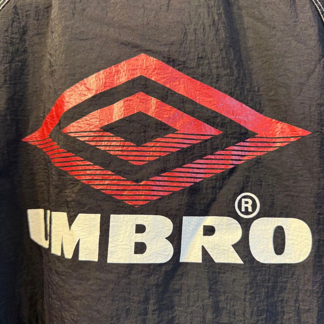 UMBRO ハーフジップ ウィンドブレーカー ブラック！限定美品！