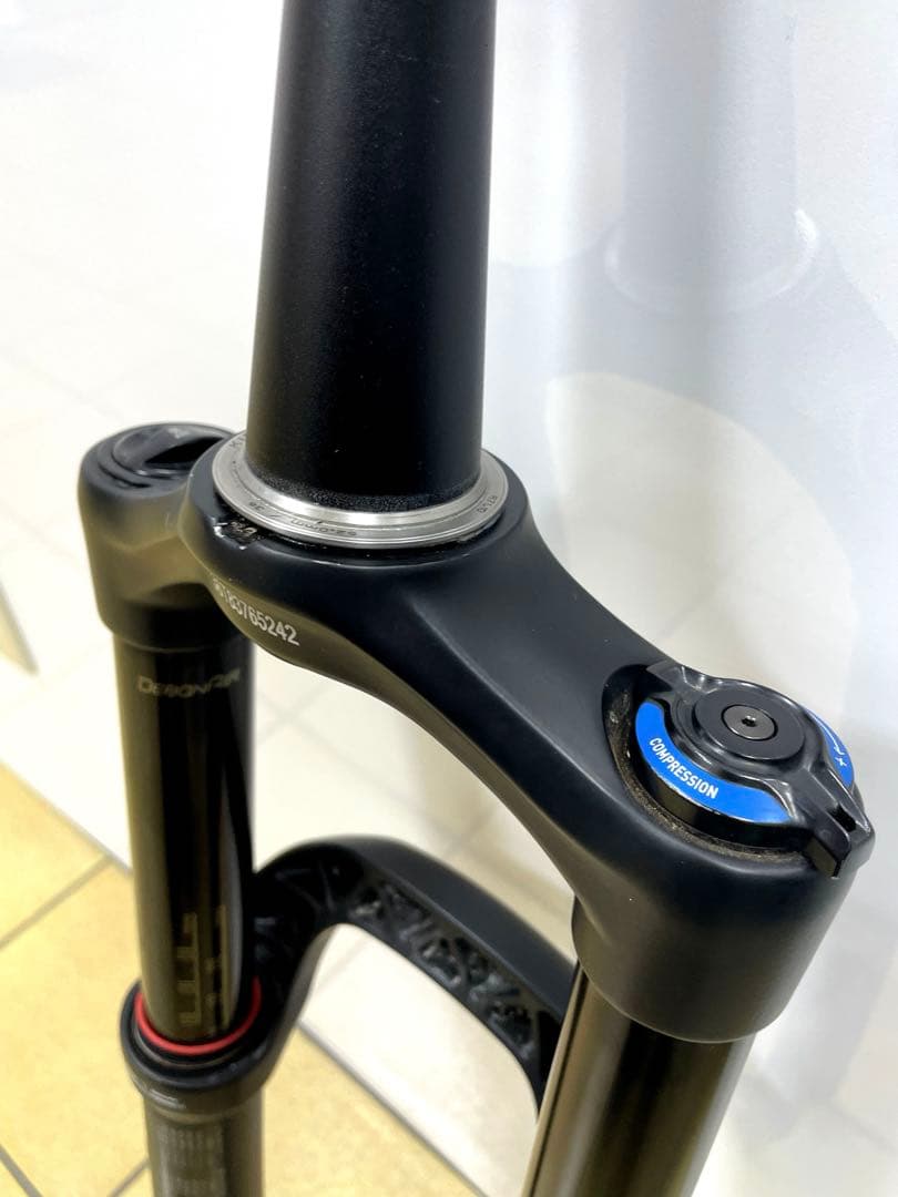 【中古美品】ROCKSHOX YARI RC 27.5 160mm