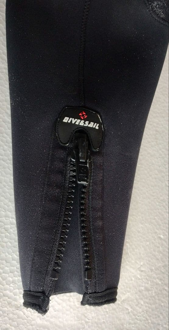 DIVE & SAIL ウェットスーツ　5mm　Mサイズ