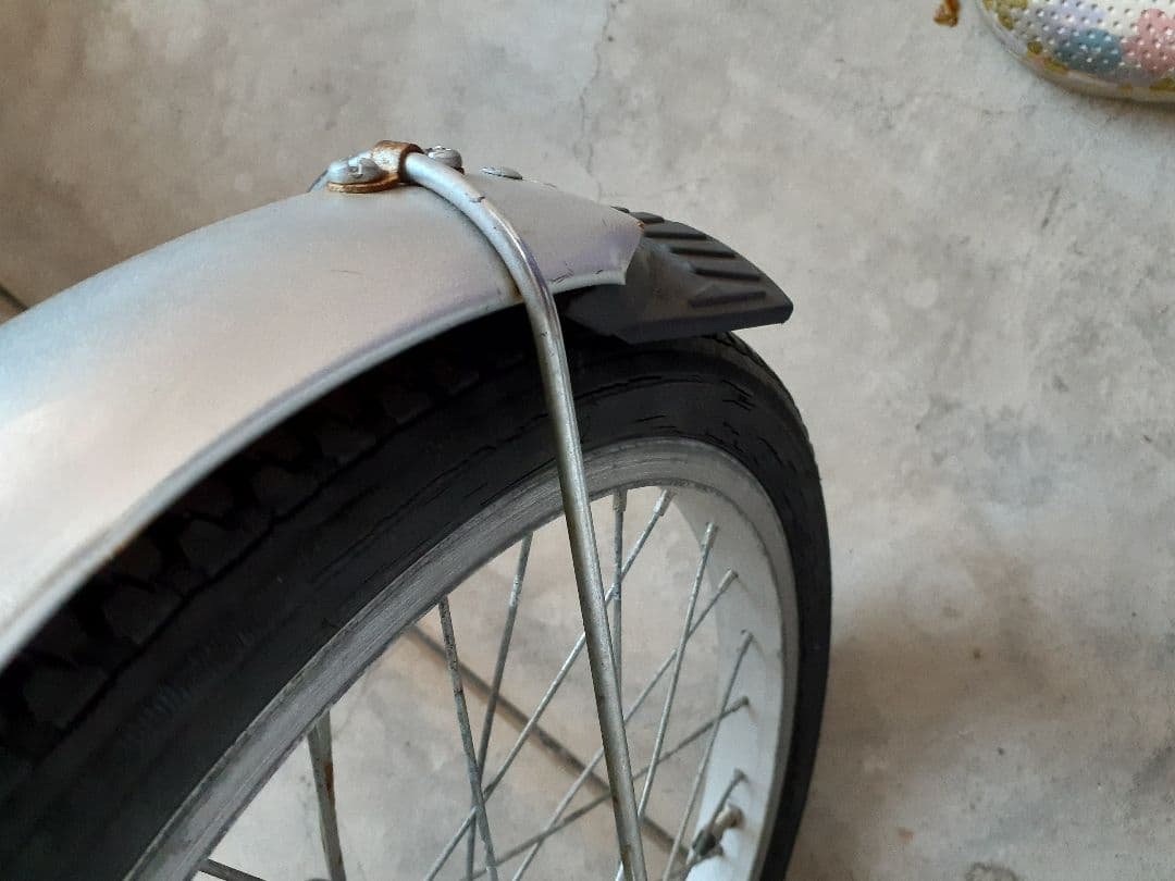 ❤️大阪 三輪自転車 シルバーメッシュバスケット付【着払いか引取り可】