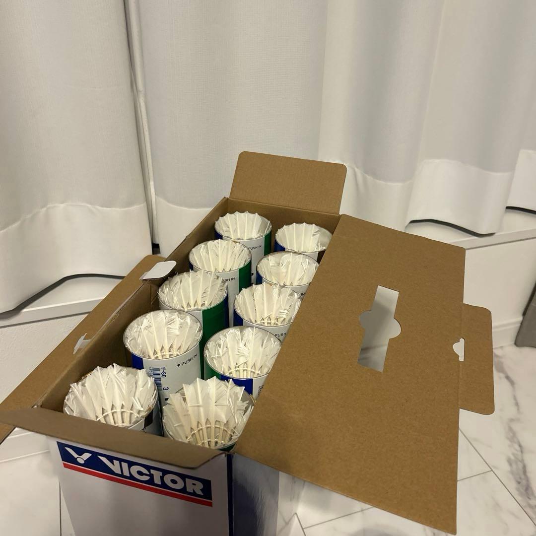 ヨネックス　ニューオフィシャル　中古シャトル130球