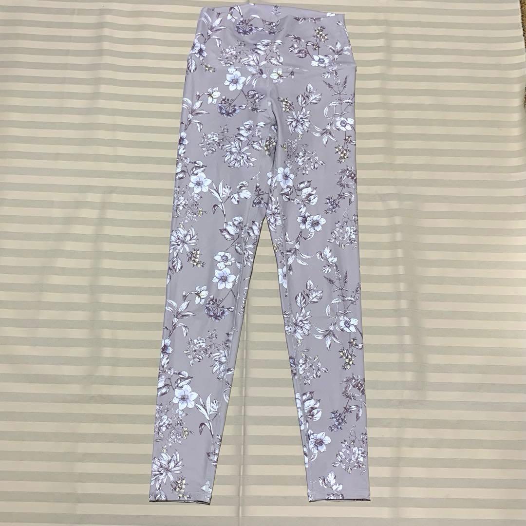SUKALA スカーラ　セットアップ　上下セット　ヨガウェア　フローラル