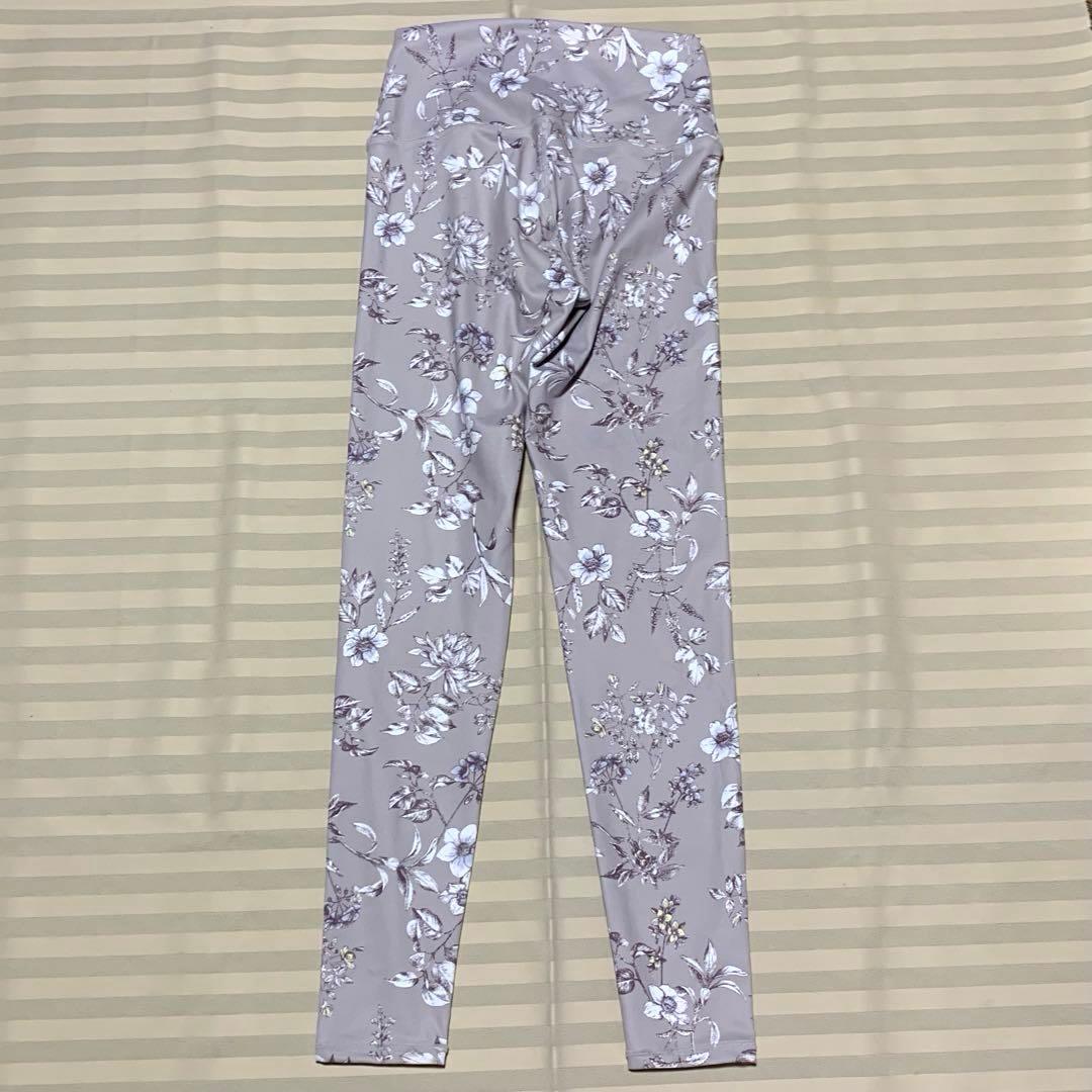SUKALA スカーラ　セットアップ　上下セット　ヨガウェア　フローラル