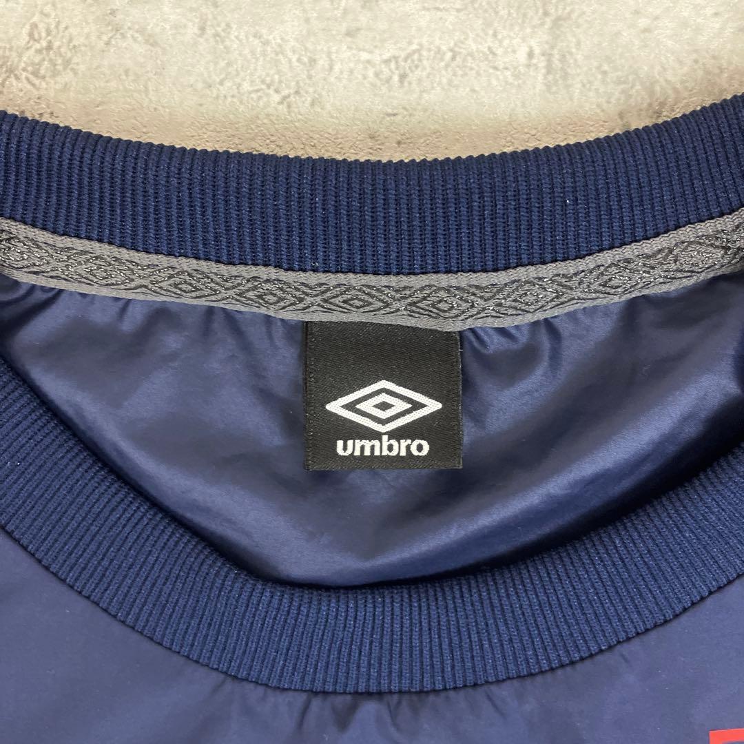 シントトロイデン STVV 長袖ピステトップ アンブロ 古着 ロゴ 紺 2XL