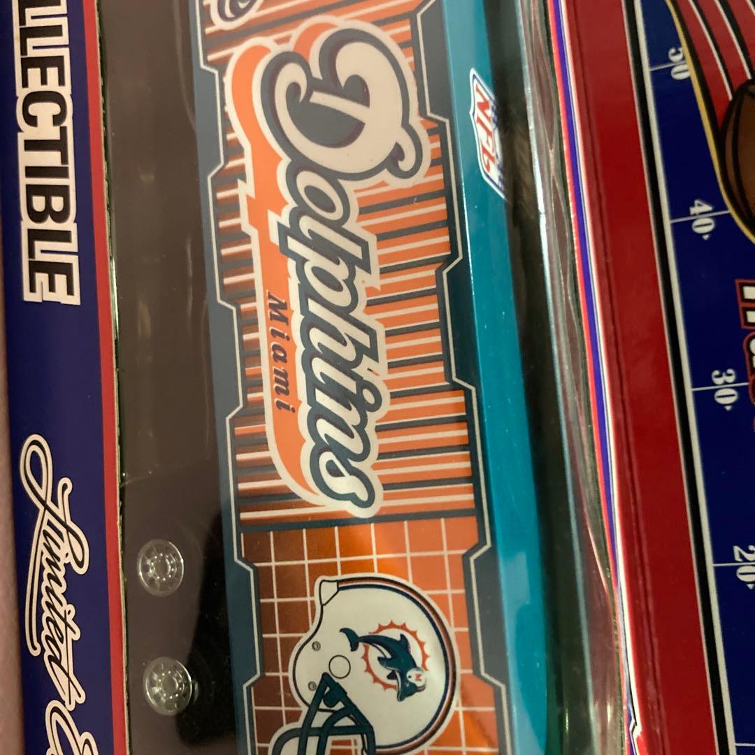 NFL アメフト　マイアミドルフィンズ　コレクションミニカー　4台セット　希少