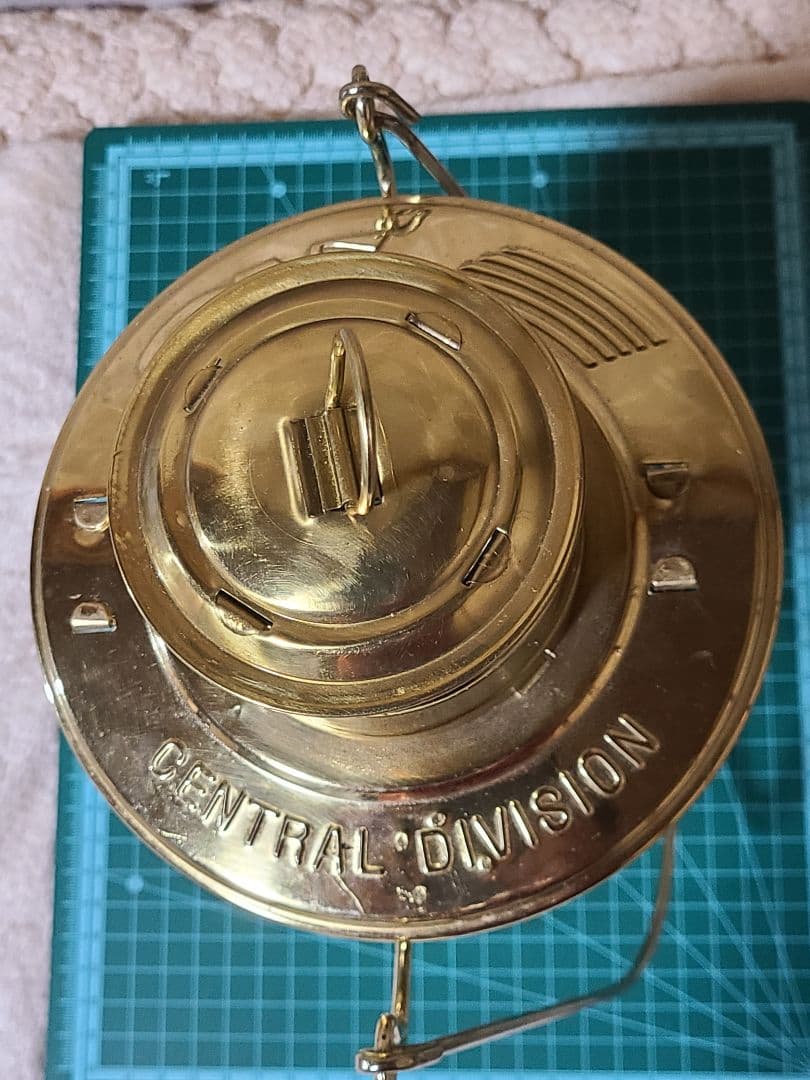 レールロードランタン真鍮 CENTRAL DIVISION　復刻版