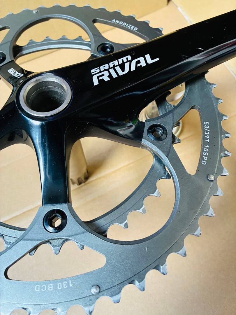 SRAM クランクセット（BB付）