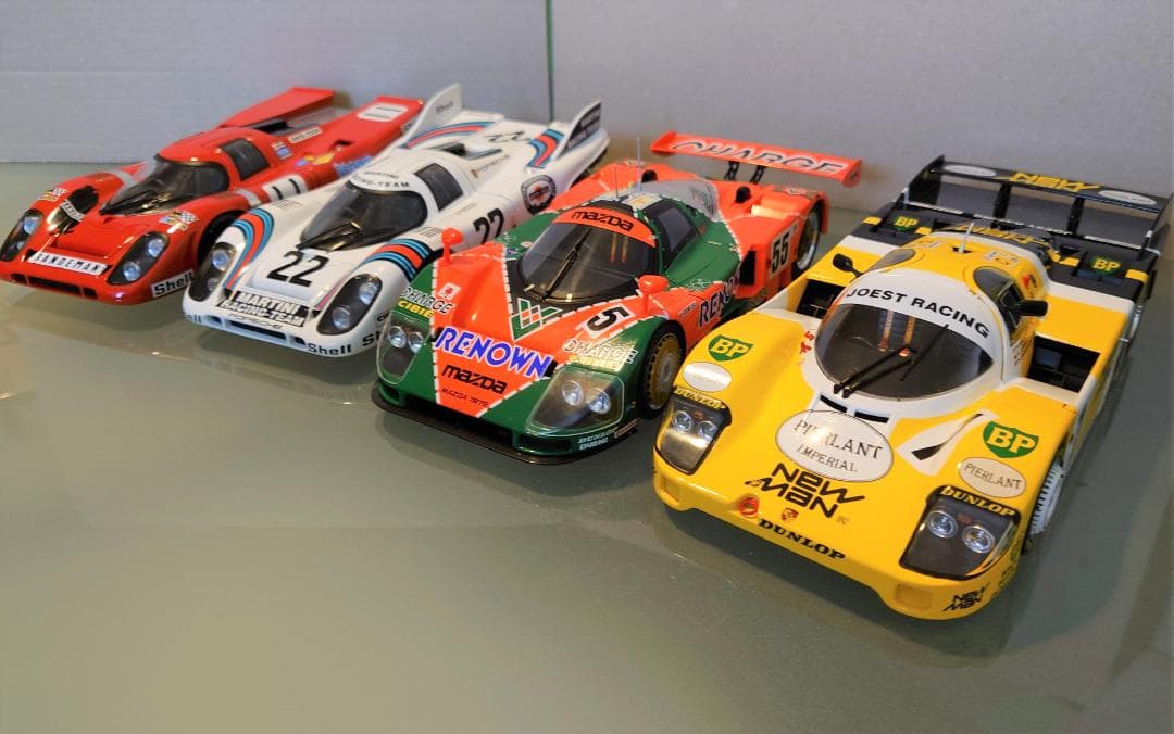 1/18 ポルシェ917K 1971 ル・マン優勝 #22 ノレブ製ミニカー