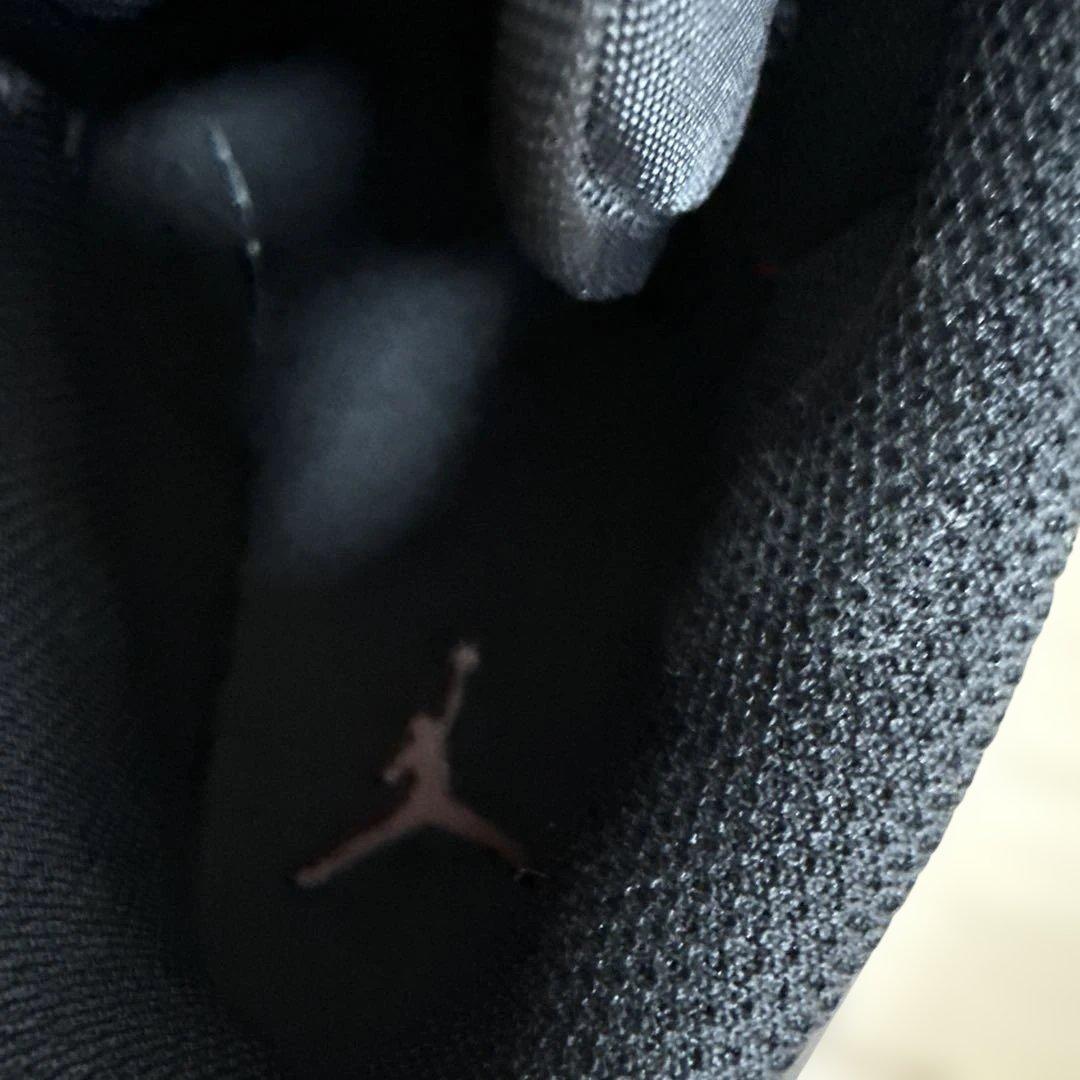 【美品】使用感ほぼなしNike Air Jordan 1 MID赤黒