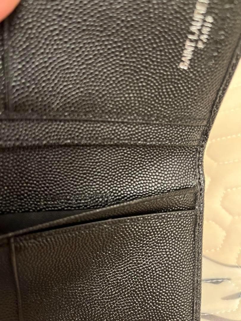 ジップアラウンド ウォレット 折りたたみ財布