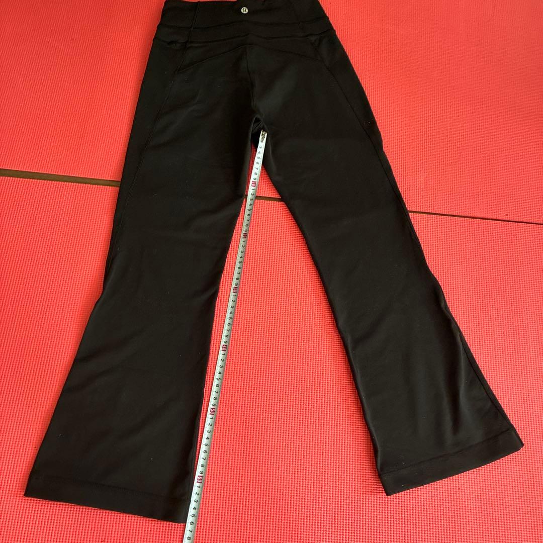 Lululemon 黒 フレア ヨガパンツ サイズ8