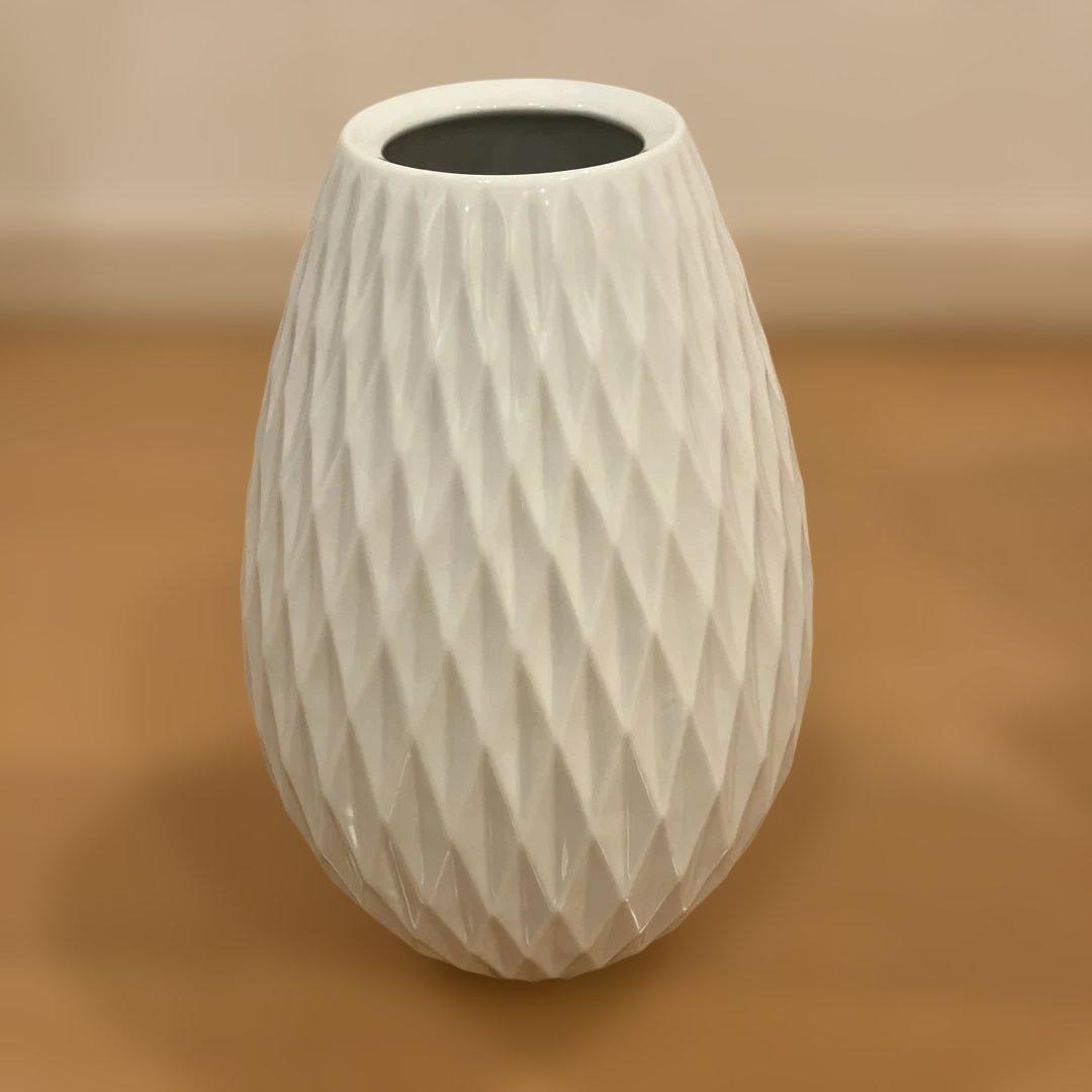 香蘭社　白磁ダイヤ　花瓶　陶磁器 299-NSR