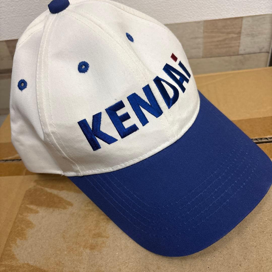 応援タオル1 、健大帽子各種5