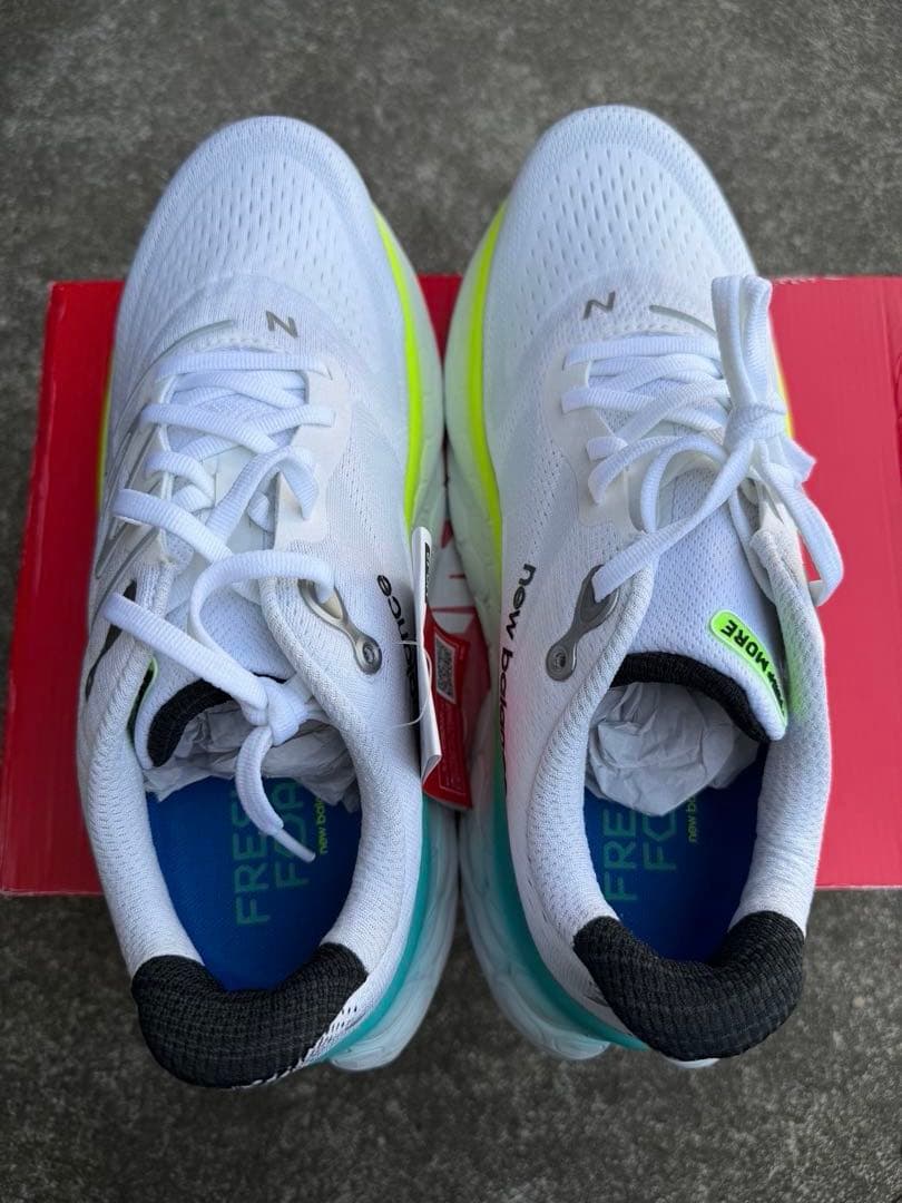 New Balance Fresh Foam ランニングシューズ