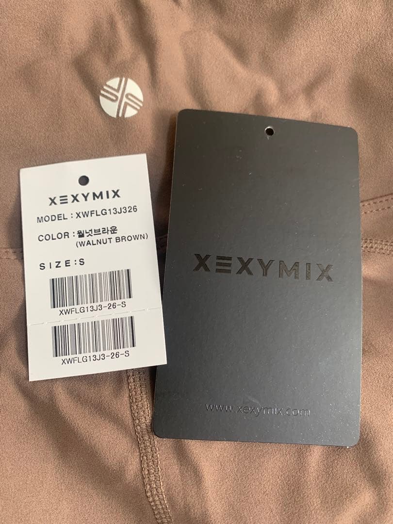 ゼクシィミックス xexymix フレアレギンス　ピラティスヨガ　ブラウン