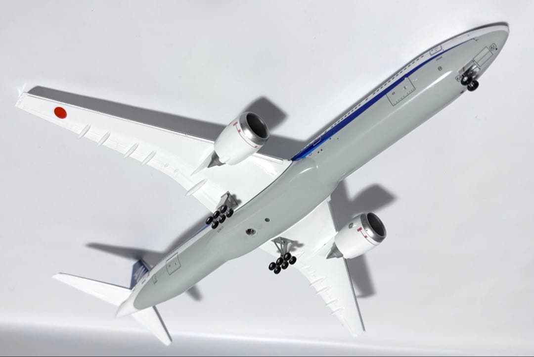 全日空商事 1/200 B777-9 ANA 地上姿勢 NH20160
