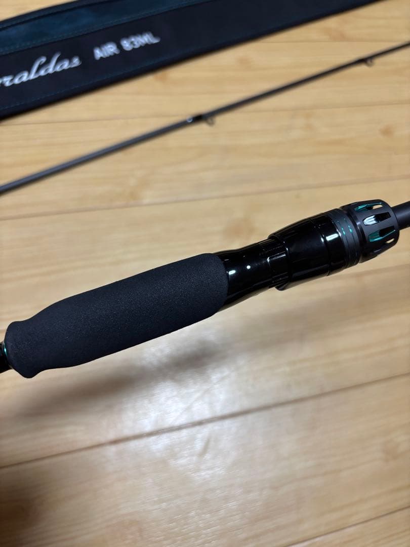 24 エメラルダス AIR 83ML エギングロッド