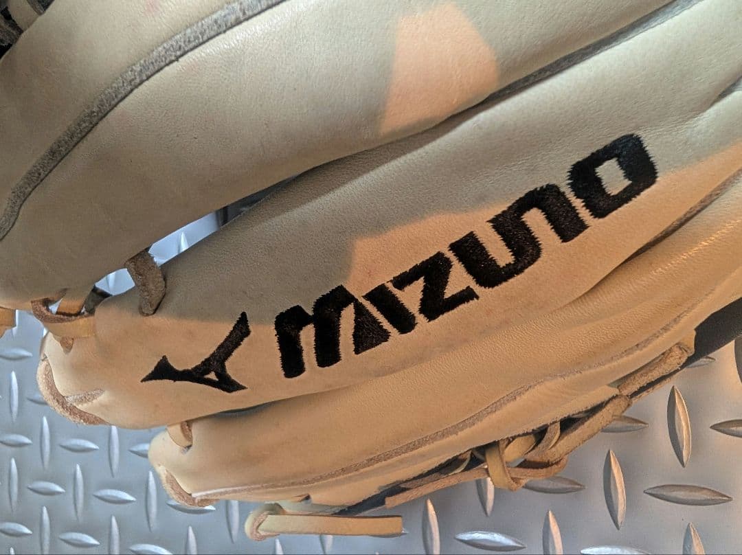 Mizuno ミズノ軟式グローブ ベージュ/ネイビープロフェッショナルグローバル