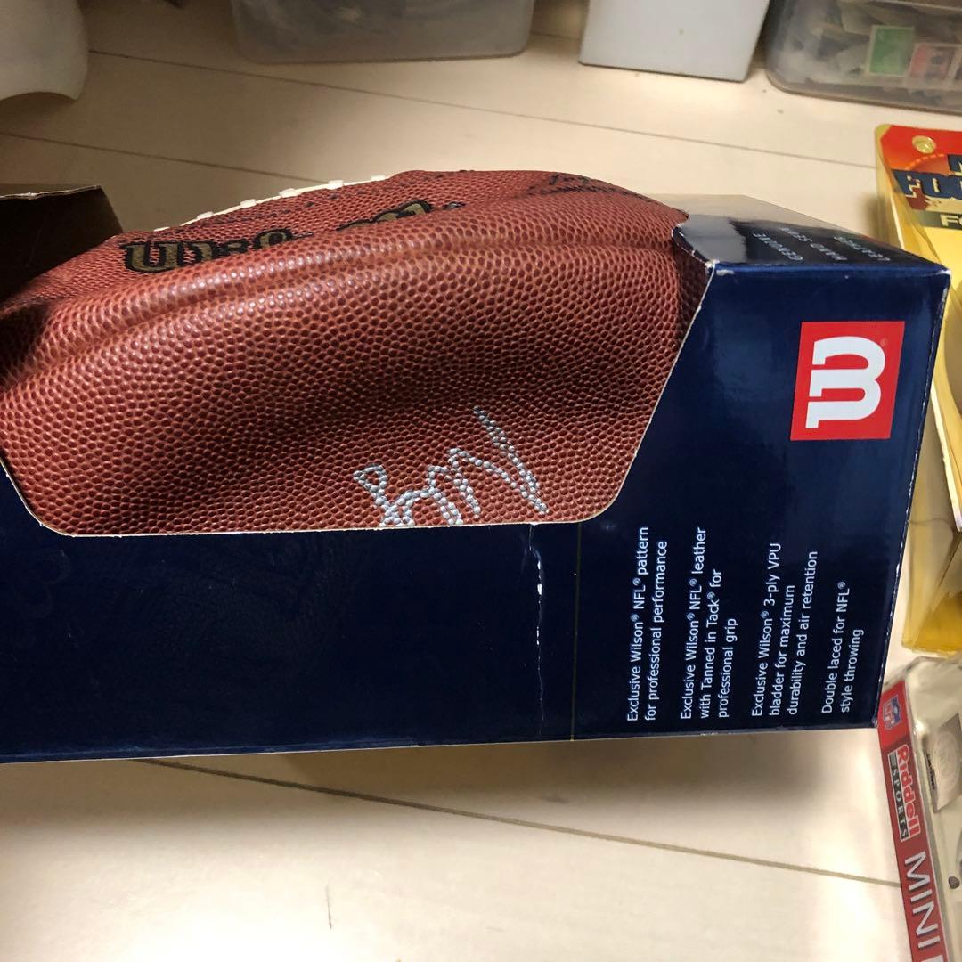 13439 WilsonサッカーボールとWheatiesコレクション
