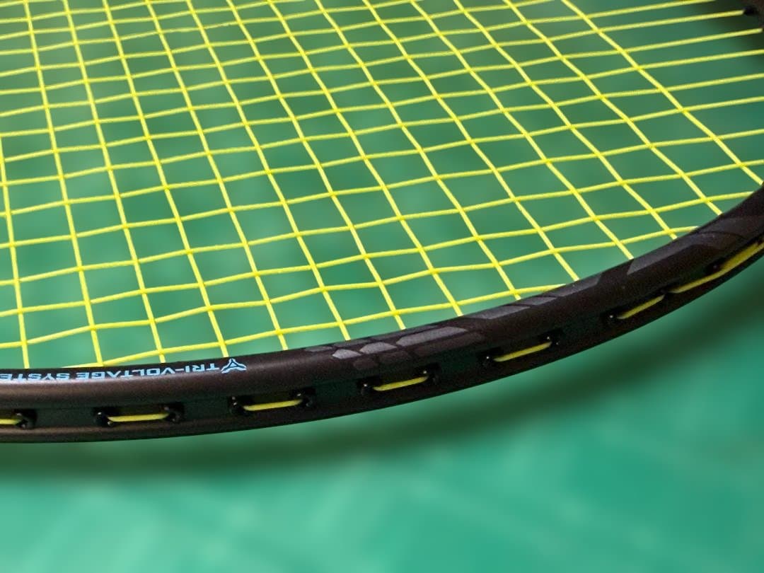 YONEX VOLTRIC Z-Force II 3UG5 廃版 美品
