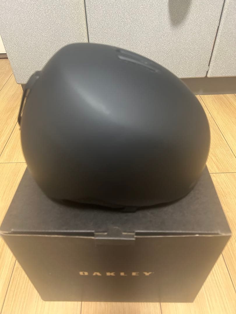 OAKLEY（オークリー）のスノーヘルメット「MOD1」